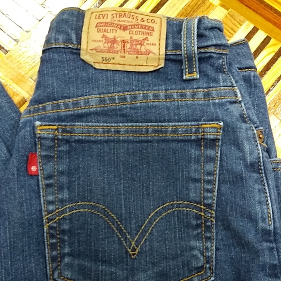 Levis size 8 Long - Picture 2 of 5